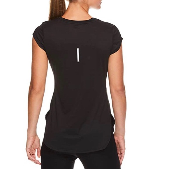 NWT Reebok Running Tee - Picture 2 of 2